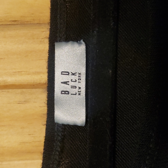 Bad Luck New York Sweater - Picture 4 of 8